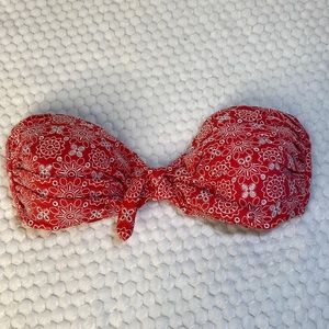 NWT Michael Kors Bikini Top Size Small $96